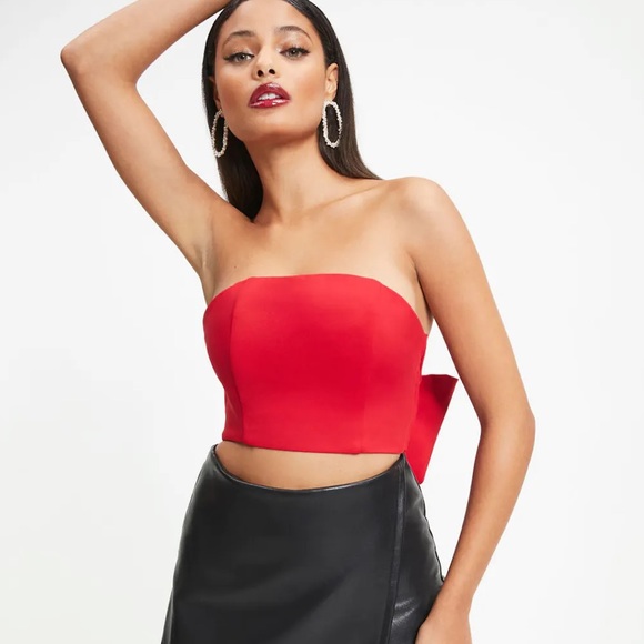 ISO Put a Bow on It Crop - Picture 2 of 2